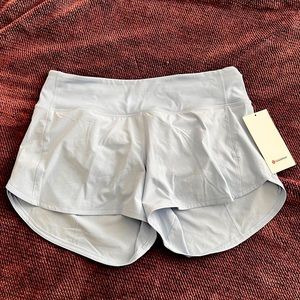 Lululemon- NEW - Mid-Rise Speed Shorts 4 inch - size 10